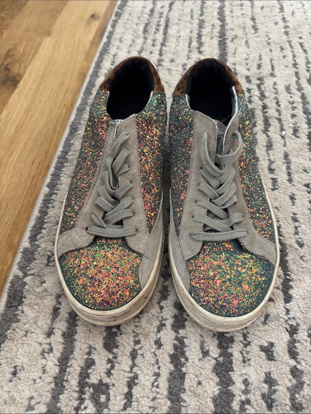 Multicolor Glitter Low-Top Sneakers with Gray Suede Trim